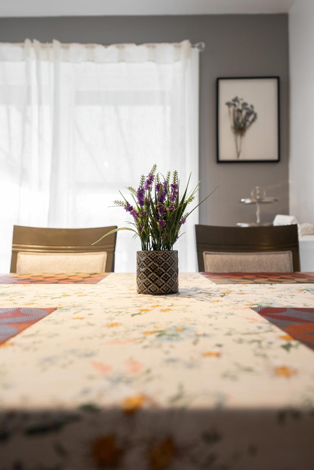 Comfortable Spacious House With Parking Brossard Buitenkant foto