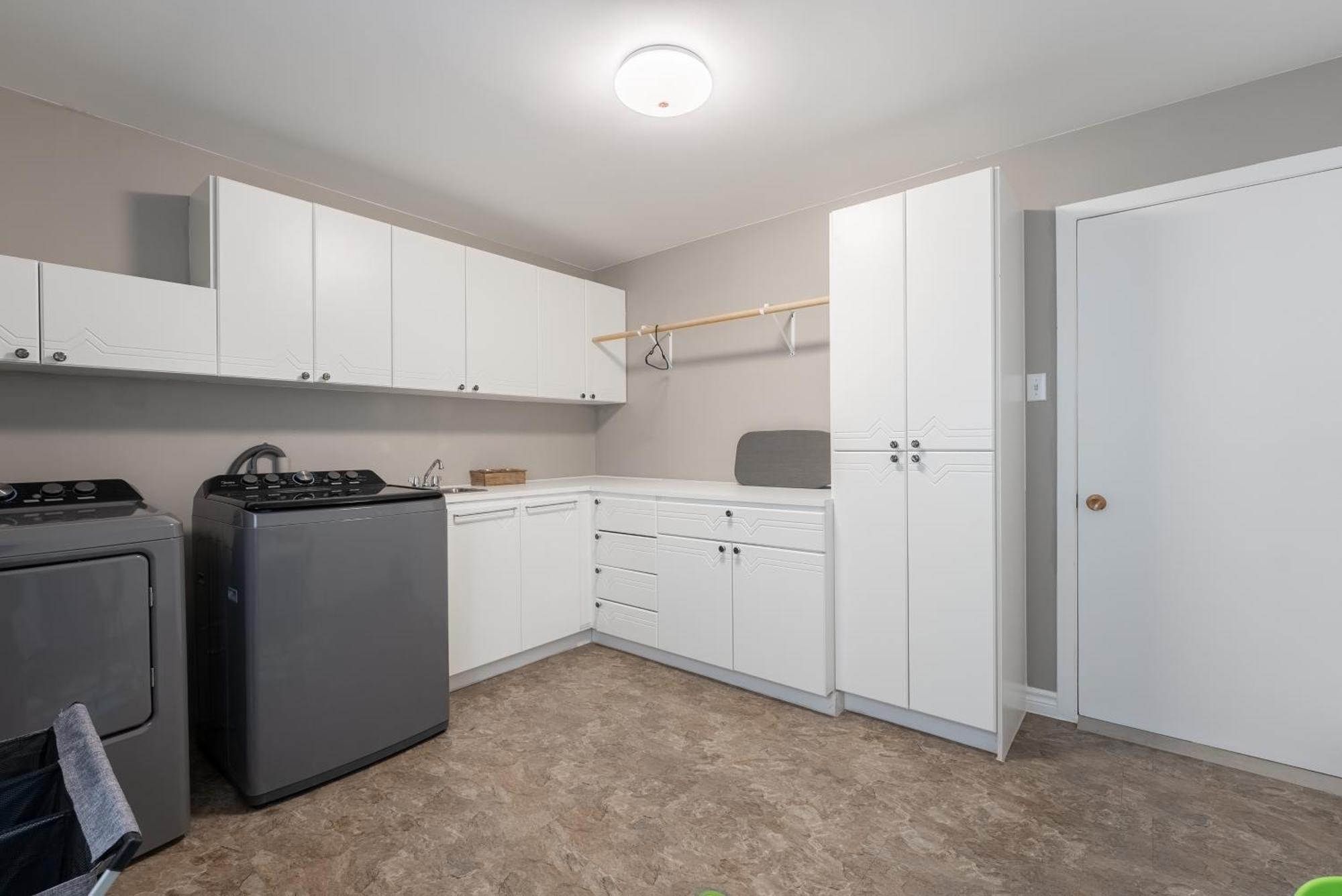 Comfortable Spacious House With Parking Brossard Buitenkant foto