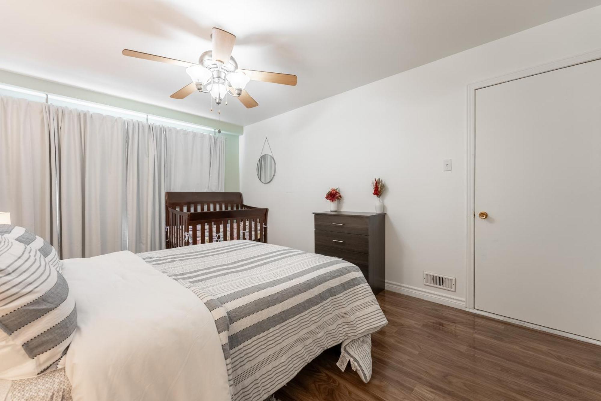 Comfortable Spacious House With Parking Brossard Buitenkant foto