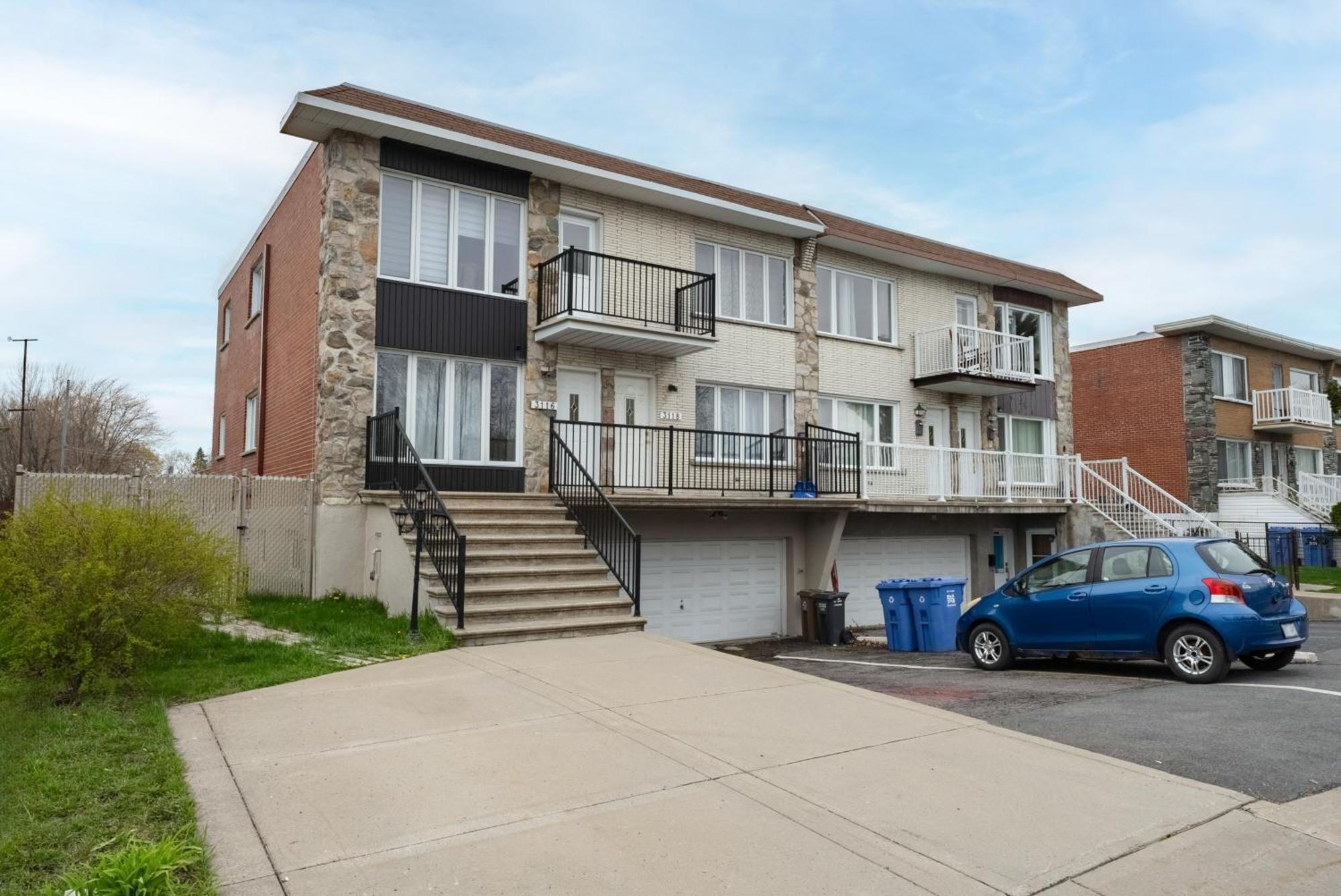 Comfortable Spacious House With Parking Brossard Buitenkant foto